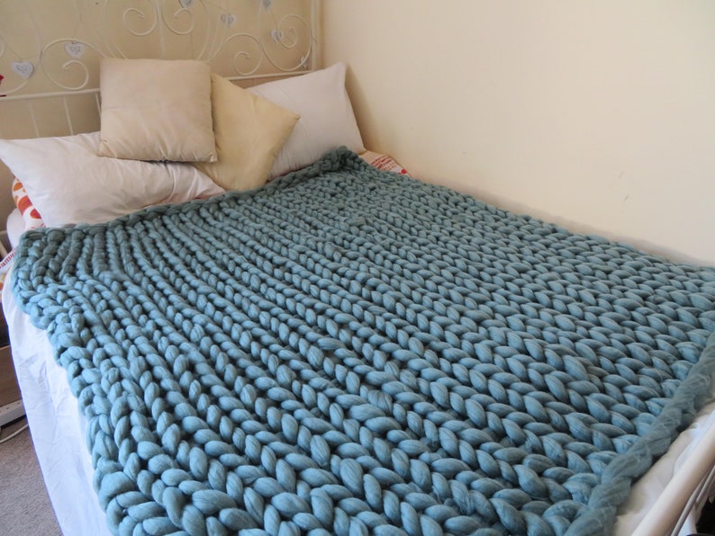 Chunky Knit Acrylic Blankets, Hand Made to Order, Various Colours Giant Knit Throw, 100% Vegan image 6