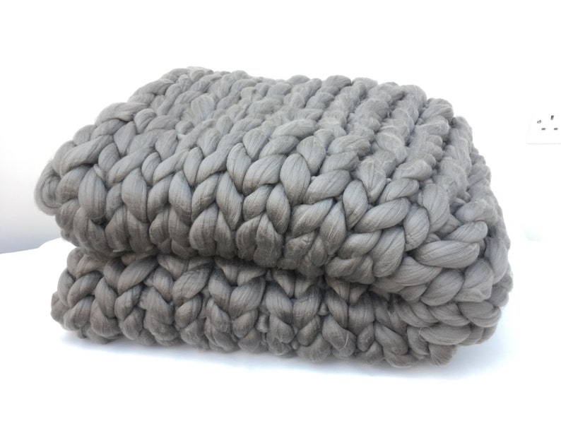 Chunky Knit Acrylic Blankets, Hand Made to Order, Various Colours Giant Knit Throw, 100% Vegan image 4