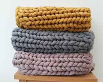 Chunky Knit Acrylic Blankets, Hand Made to Order, Various Colours  Giant Knit Throw, 100% Vegan