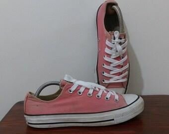 converse pink flames