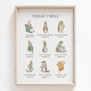 Puede incluir: Una impresión enmarcada con ilustraciones en acuarela de animales, incluyendo conejos y una ardilla. El texto "TODAY I WILL" está en la parte superior, con frases inspiradoras como "BE KIND" y "CHOOSE JOY" debajo de las imágenes de animales. El marco es de color claro.