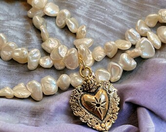 1314. Keshi Pearl Necklace with Vintage/Italian Gold Heart Pendant