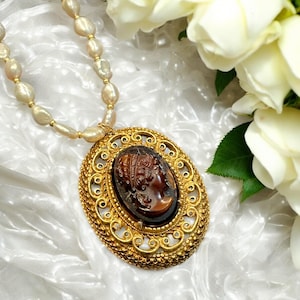 1599. Keshi Pearl Necklace with Vintage/Italian Gold Cameo Brooch Pendant.