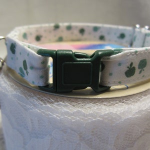Green Apples soft cat collar