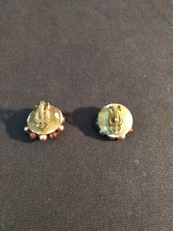 Mid Century earrings, brown, beaded, clip-ons, ne… - image 3