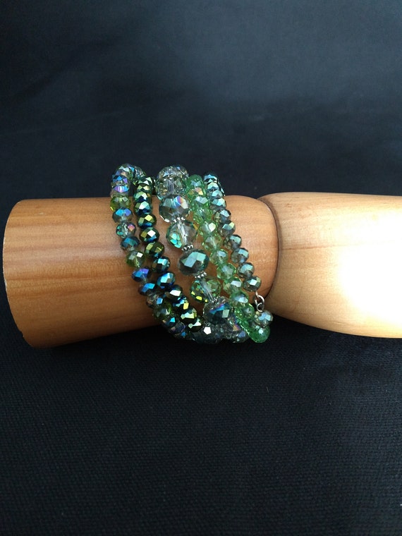 Vintage spiral beaded bracelet shiny blues greens… - image 2