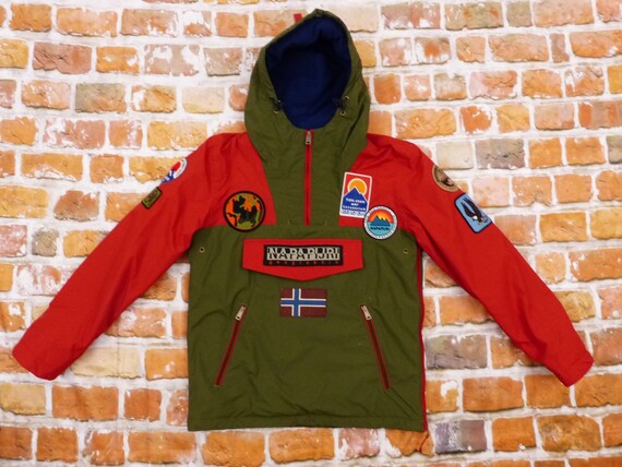 napapijri rainforest multi patch anorak