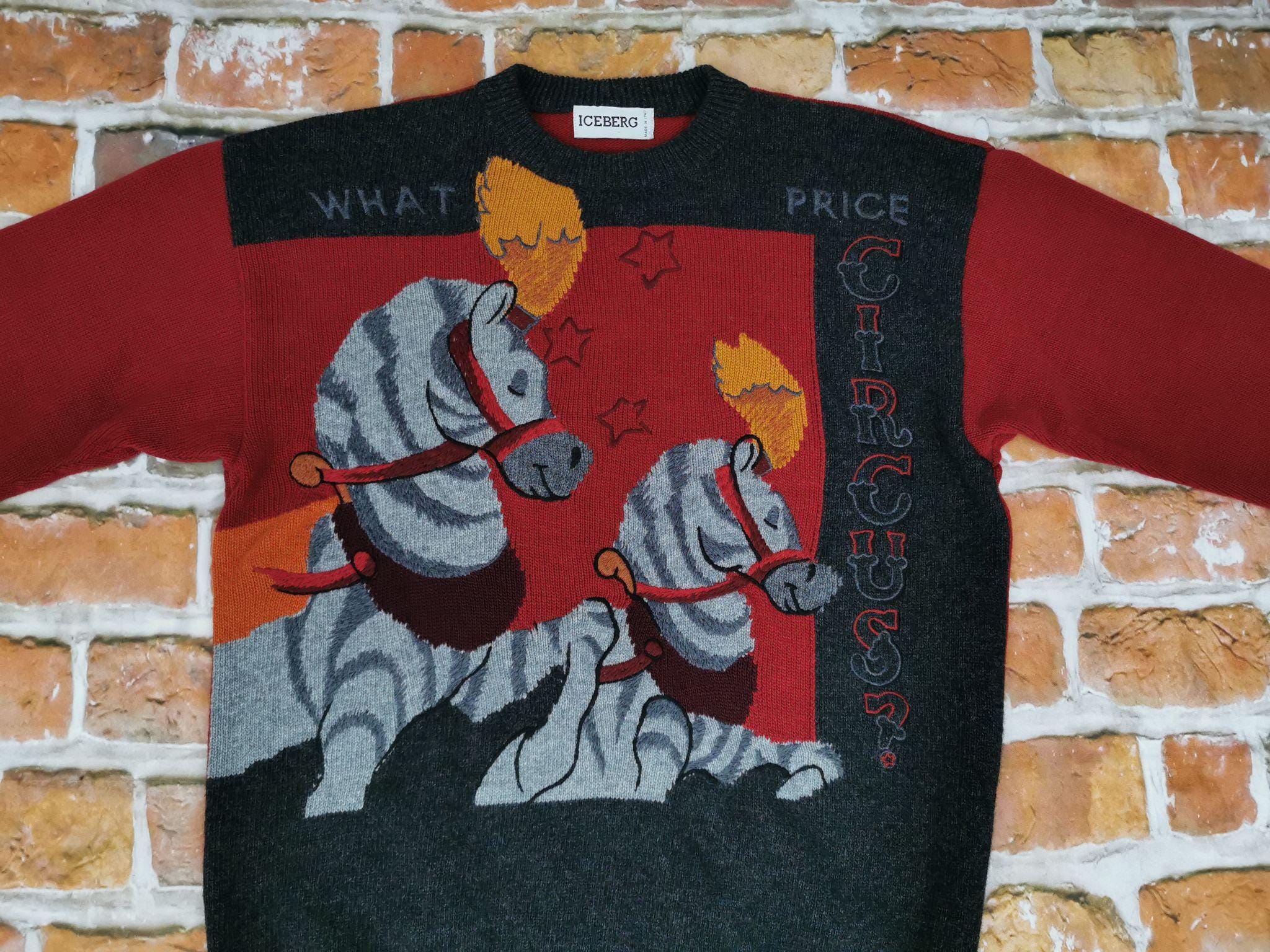 Iceberg Vintage Sweater WHAT PRICE CIRCUS Red Zebras Casual Circus