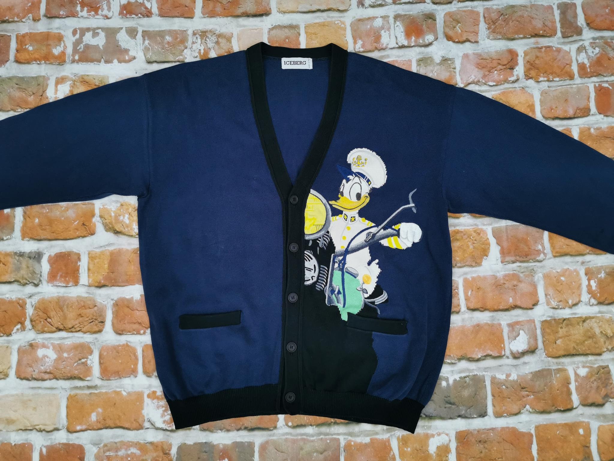 アイスバーグ　ICEBERG　ヴィンテージ　ドナルド　Disney　　セーター Iceberg Vintage Cardigan Donald Duck Biker Captain Walt