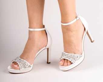 BNWB Bon Bon Dyeable Ivory Low Heel Lace Detail Court Wedding Shoes UK 6 