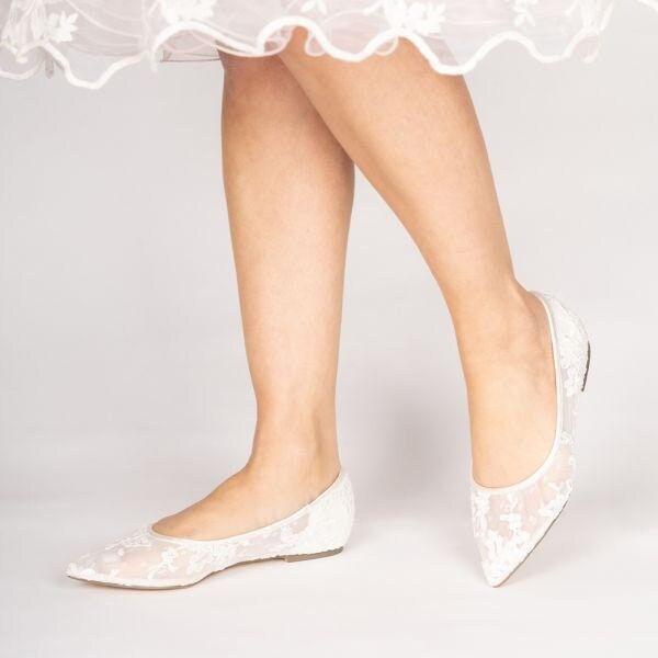 Brand New Ivory Lace Flat Wedding/Bridal Shoes Pumps UK 3 4