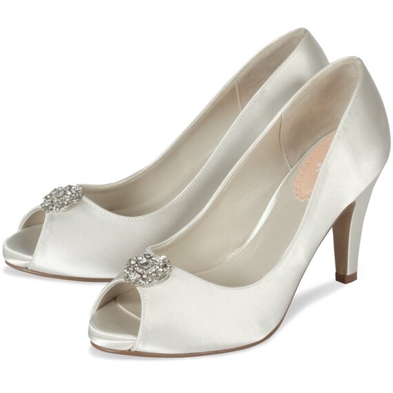 mid heel bridal shoes uk