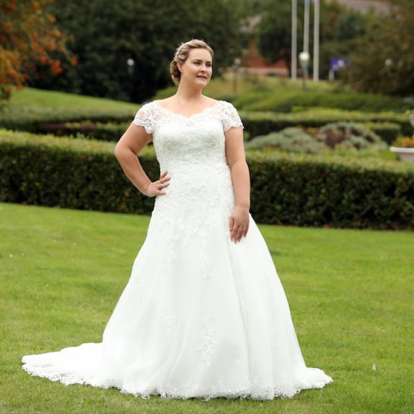 Ivory V Neck A Line Lace Wedding Dress with Sleeves UK 12 16 22 24 26 28 30 Plus Size Dress