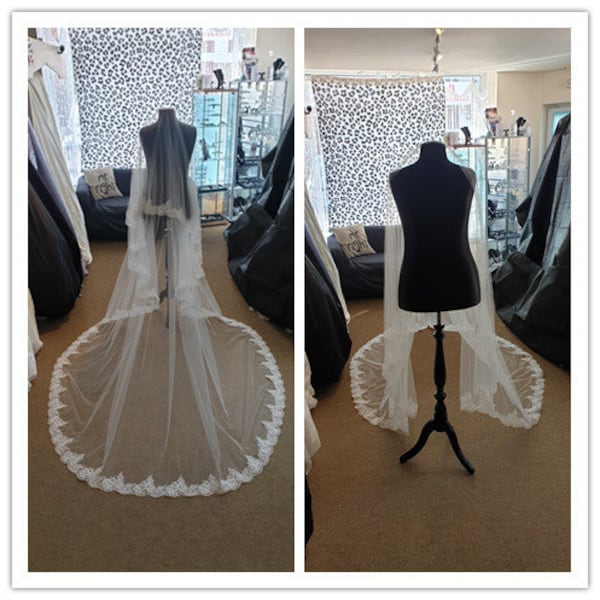 BNWT 2 Tiers Vintage Floor/Cathedral  Length Ivory Wedding Bridal Veil With Beautiful Lace Edge With Comb