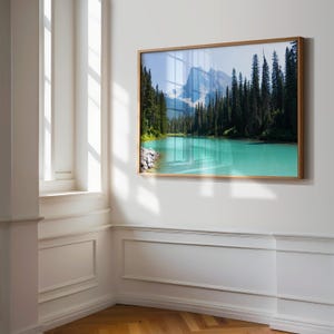 Emerald Lake, Yoho National Park, British Columbia, Canada