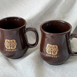 Bailey’s Irish Cream Mugs Set of 2 Baileys Irish Coffee Mugs Advertising Memorabilia PC4053