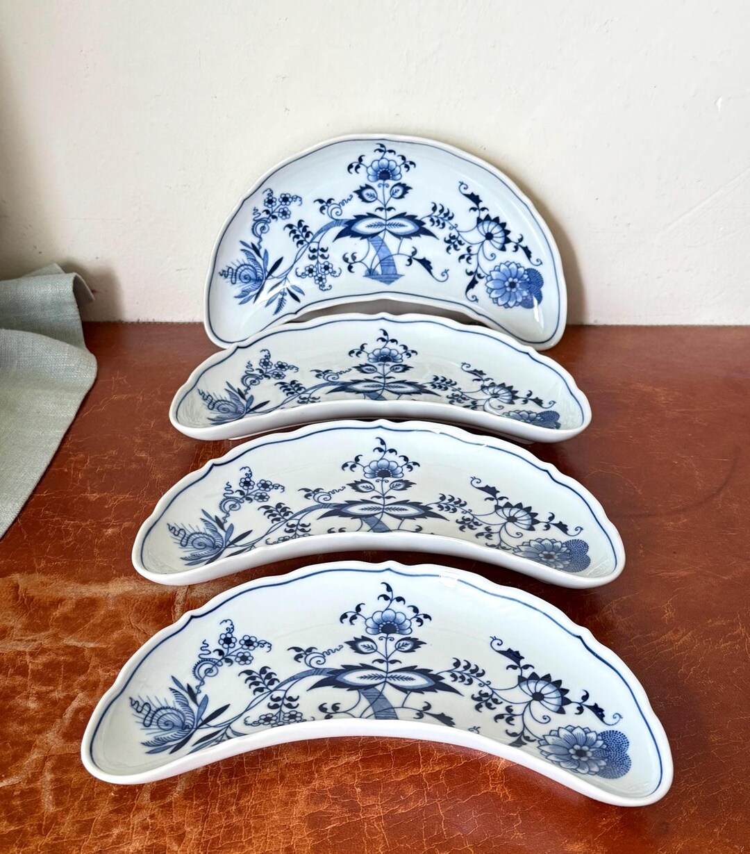 Vintage Blue Danube Crescent Salad Plates Set of 4 Blue Onion Meissen ...