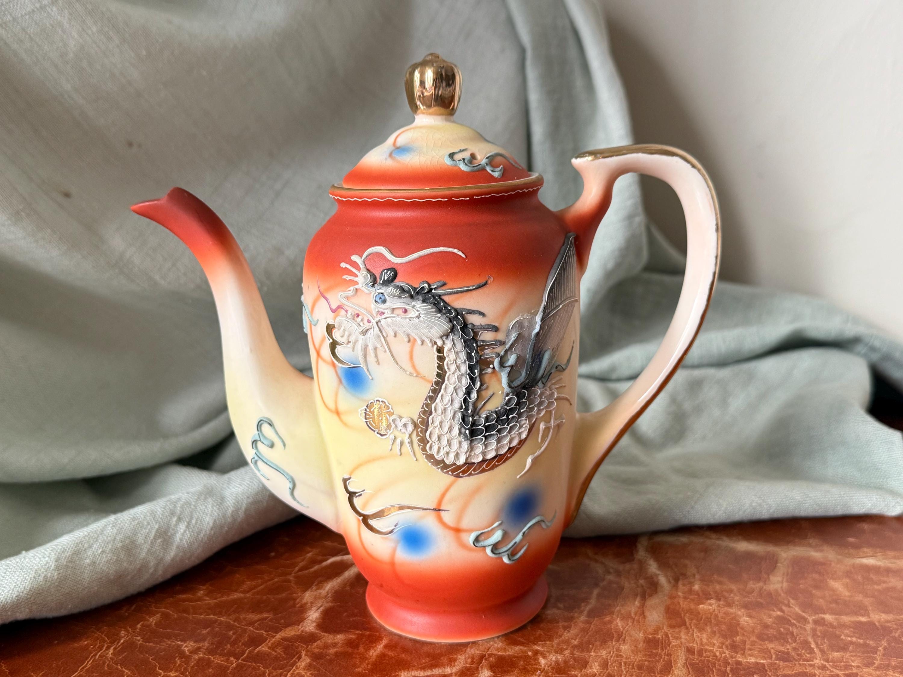 1930年代 銀製 インク壺 ドラゴン彫刻付き