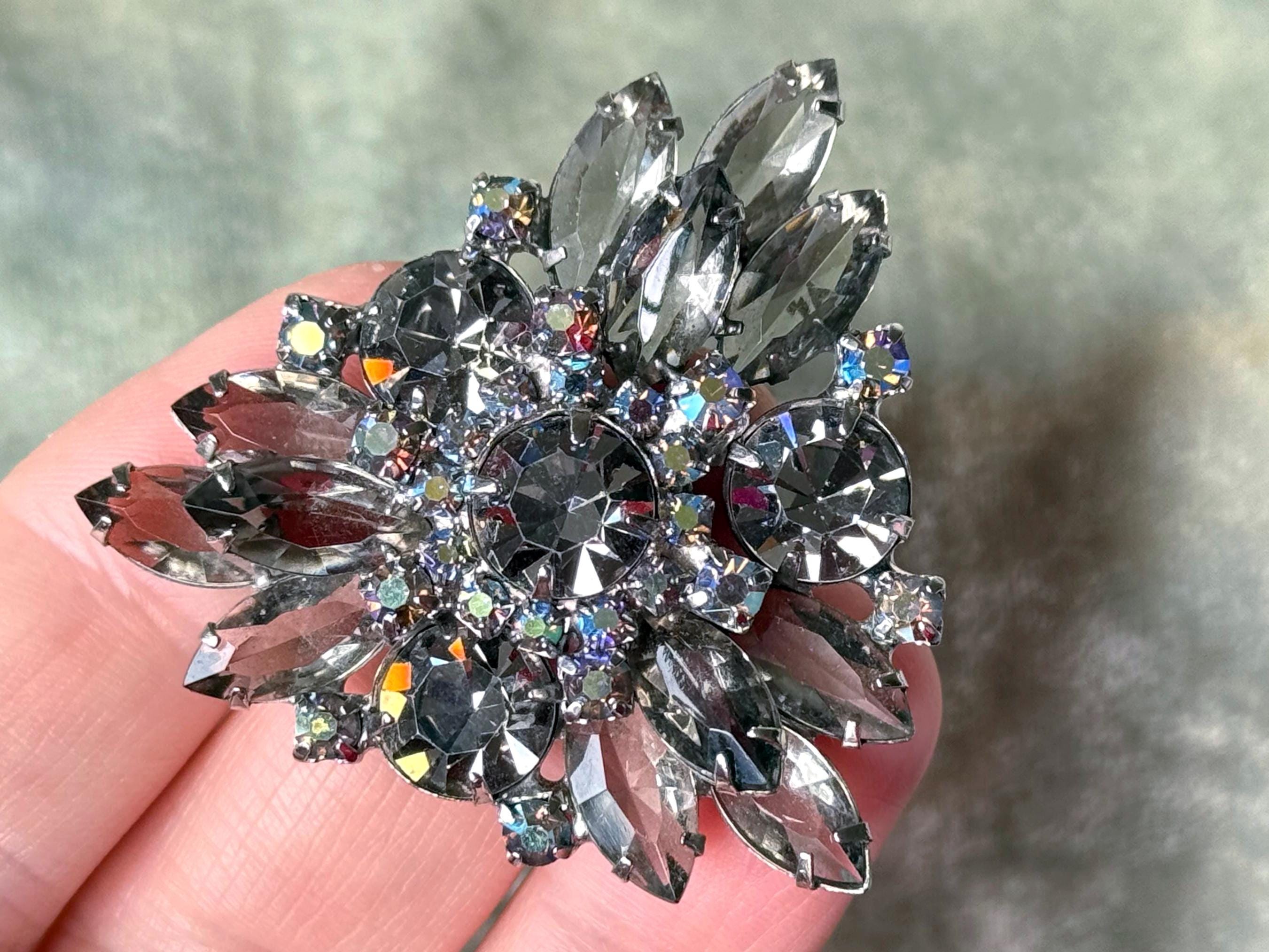 Vintage Juliana Delizza and Elster Gray Black Diamond Brooch Domed