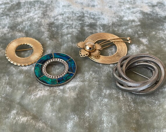 Vintage Brooch Pin Lot Set of 4 Circle Brooch Pin… - image 9