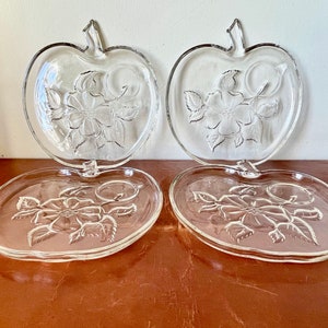Vintage Apple Blossom Snack Plates Set of 4 Hazel Atlas Apple Orcherd Glass Plates Cottage Style Country Kitchen GC141
