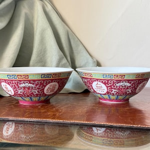 Vintage Chinese Mun Shou Serving Bowls Set of 2 Red Enamel Porcelain Bowls Chinese Longevity Pattern Bowls Large Size PC4376