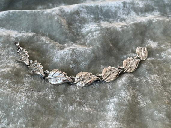 Coro Silver Leaf Link Bracelet Classic 1950’s Mid… - image 5