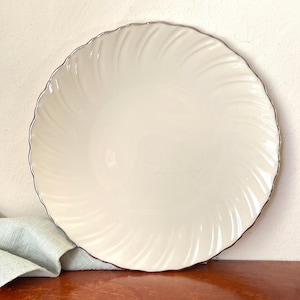 Lenox Weatherly Pattern Dinner Plate 1950’s Bone China Platinum Swirl Embossed Rim Plate PC3899