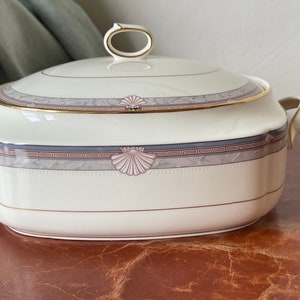 Vintage Noritake Stanford Court Covered Vegetable Serving Dish Scallop Shell Design Made in Japan Circa 1980’s Mint Condition PC3102