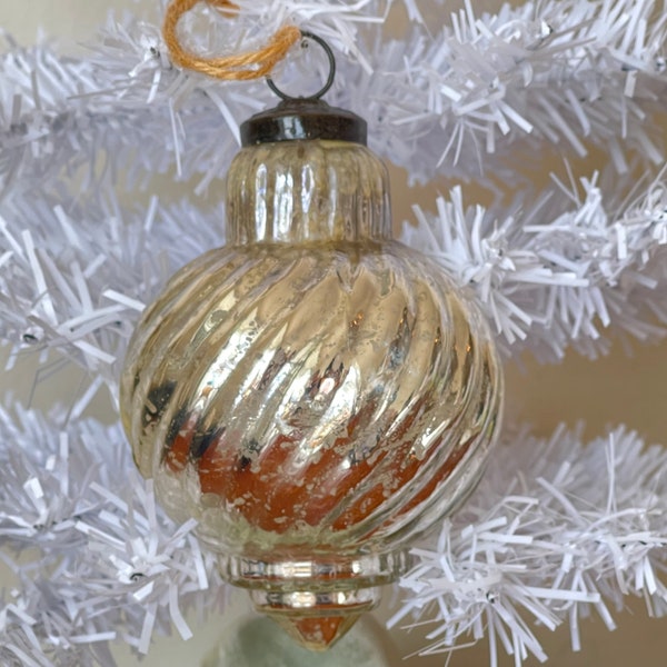 Vintage Christmas Kugel Silver Mercury Glass Tree Ornament Blown Glass Finial Shaped Kugel Ornament OR1525