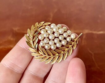 Trifari earrings value