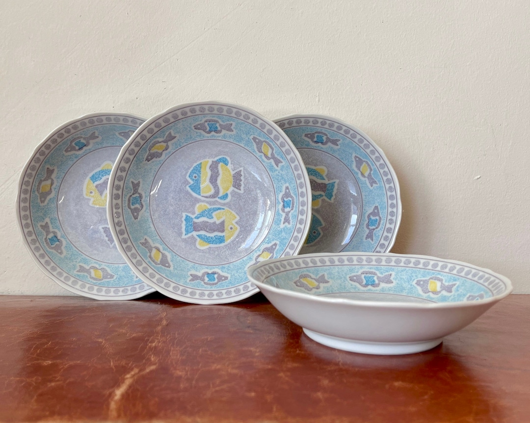 Japanese Porcelain Fish Bowls Set of 4 Futada Nakagama Etsy
