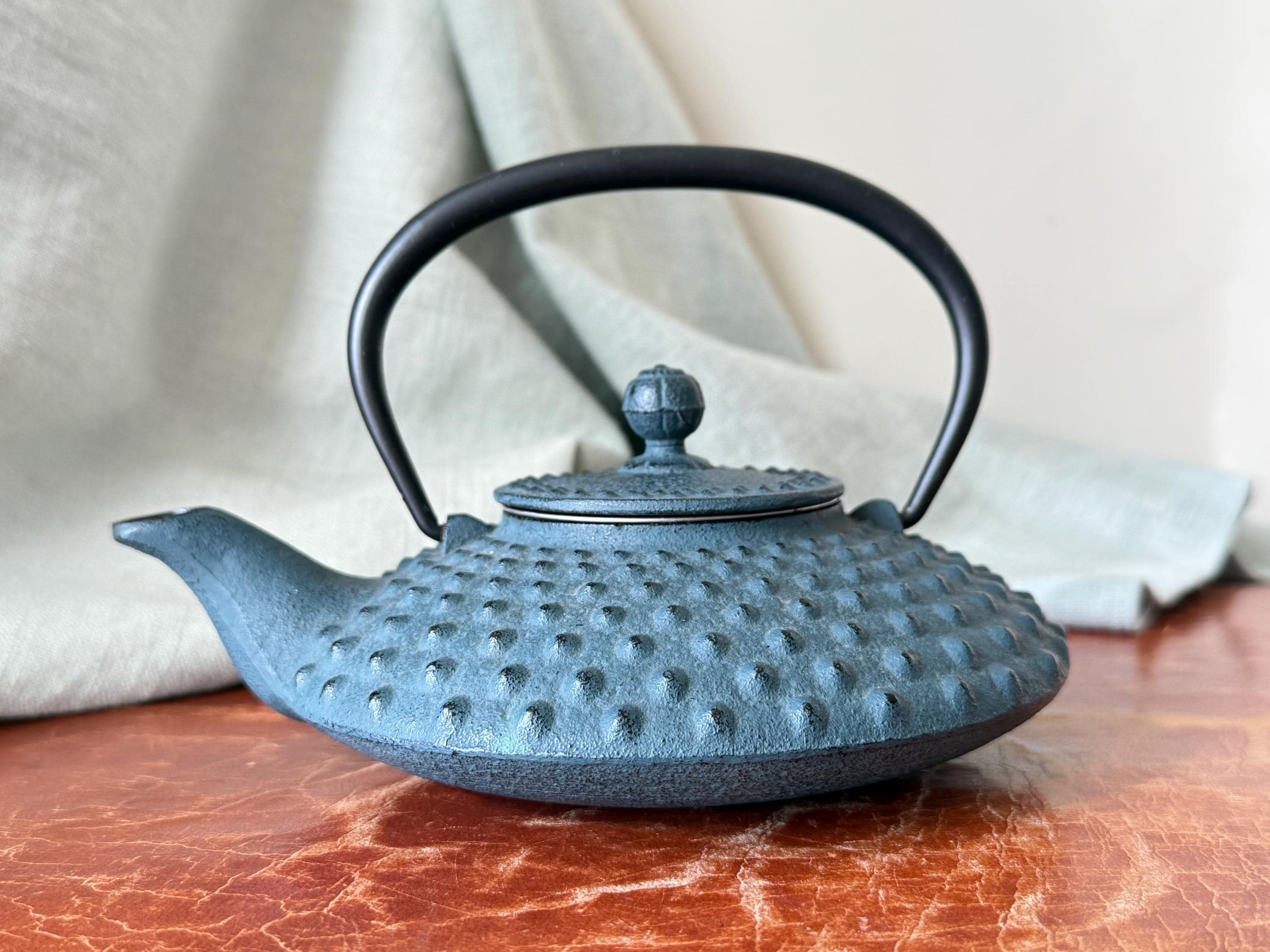 【大きめ】オールドニッポン 容量１ℓ 金盛り 盛り上げ ティーポット サムライ Amazon.com | Juvale Cast Iron Tea Kettle for Stovetop - 40
