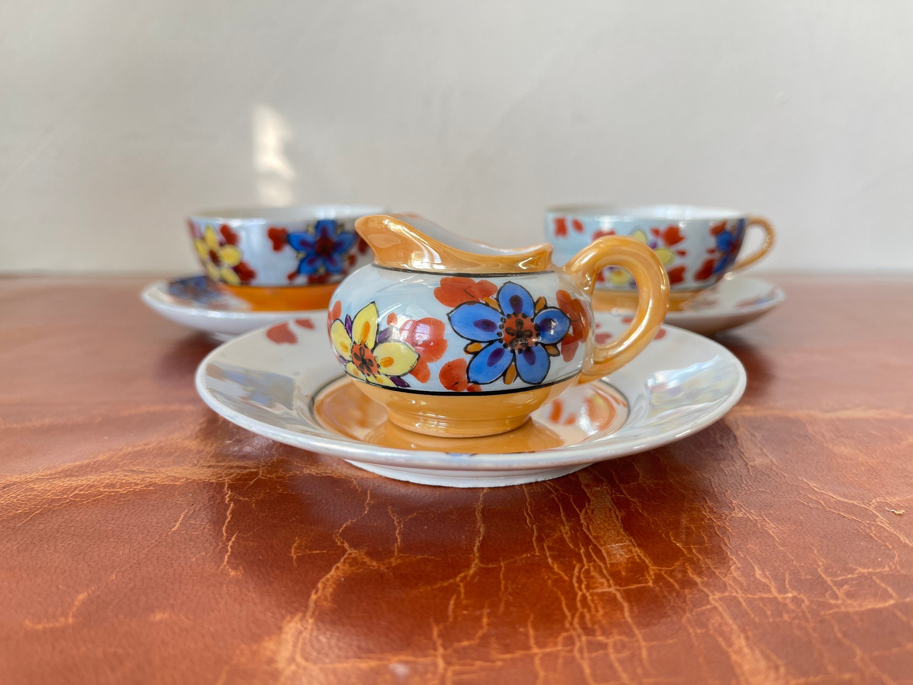 Vintage Japanese Porcelain Lusterware Tea Cups 6 Piece Vintage Japanese Porcelain Lusterware Tea Cups 6 Piece
