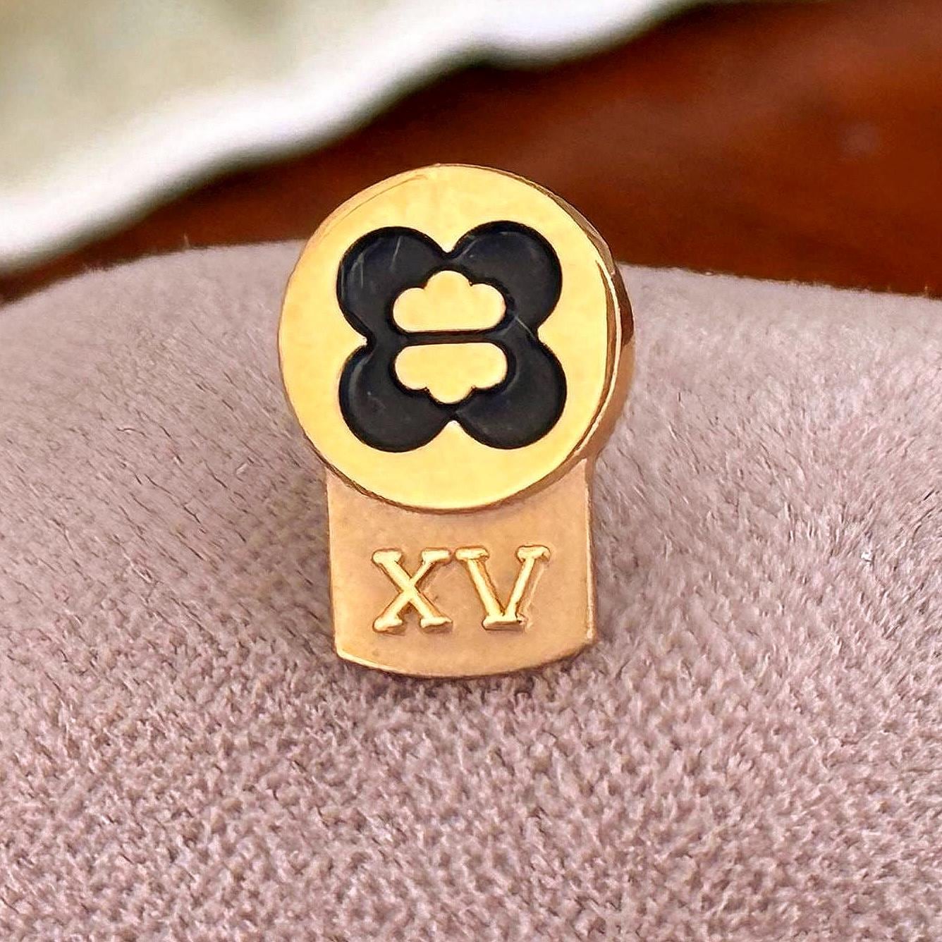 Vintage 14 Karat Yellow Gold Pin 15 Year Anniversary Pin and Tie Tack Fifteen Year Anniversary Lapel Pin 1.93 Grams Gold FJ245
