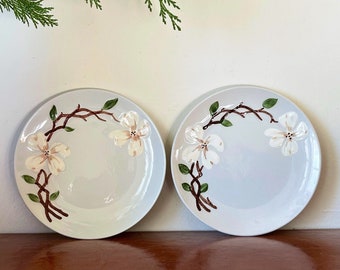 Vintage AMERICAN LIMOGES New Dogwood Dinner Plate Vintage AMERICAN LIMOGES New Dogwood Dinner Plate