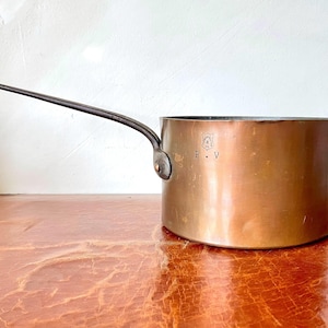 Antique Copper Pot Cast Iron Handle Tin Lined Dovetail Seams Hand Forged 19th Century Copper Pot SI1429