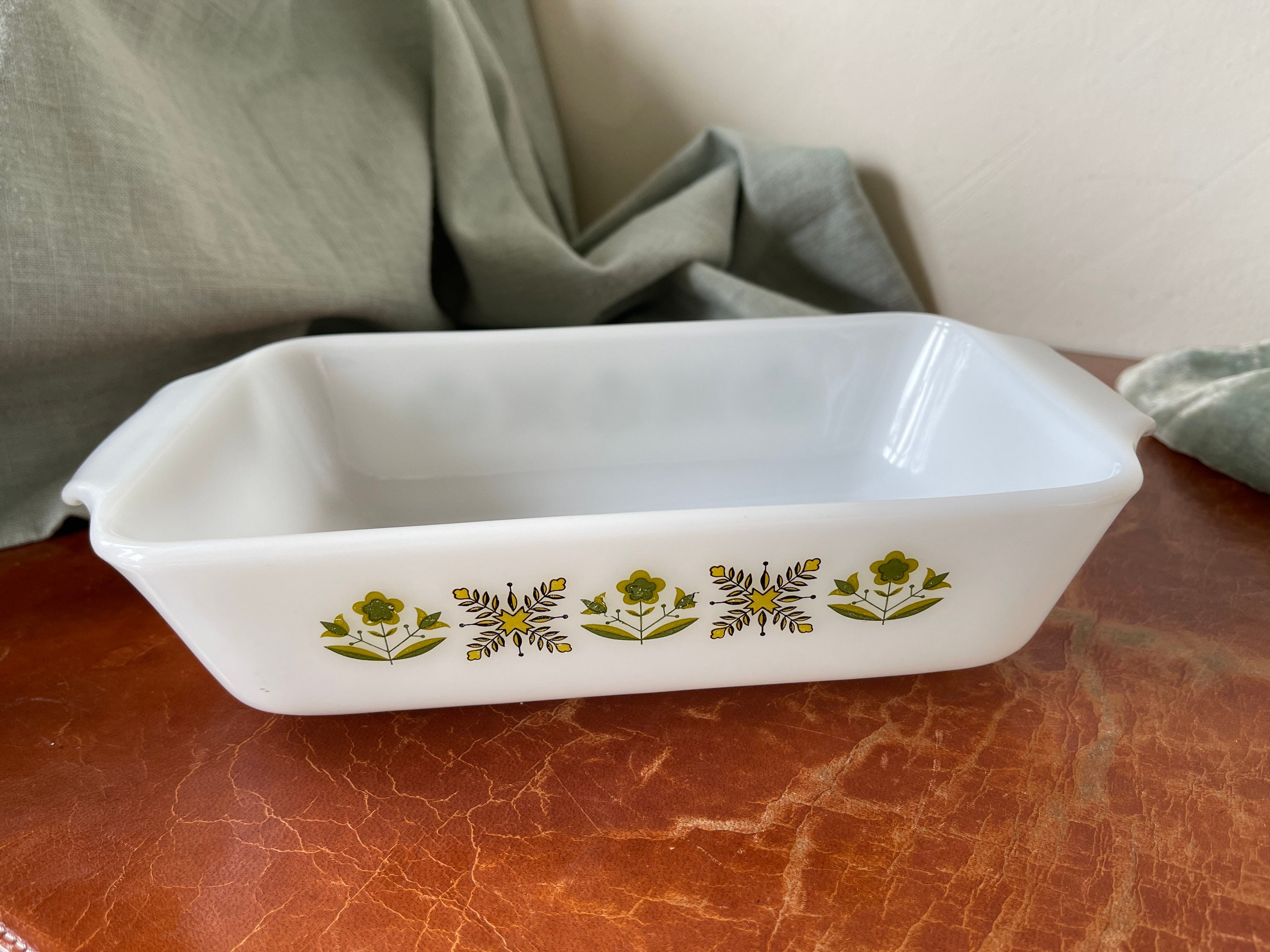 Fire King Meadow Green 1 QT Rectangular Casserole Dish Anchor