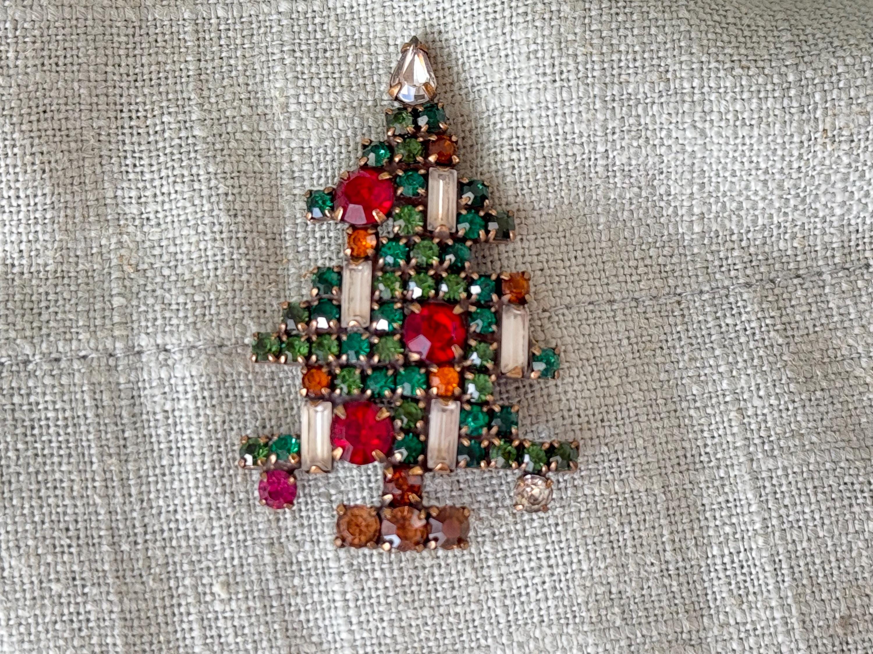 Weiss Vintage 5 Candle Brooch - Etsy