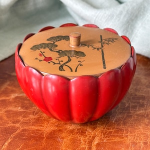Kyoto Red Lacquer Lidded Box Vintage Zohiro 1950’s Japanese Gold Maki-E Lacquerware SI2089