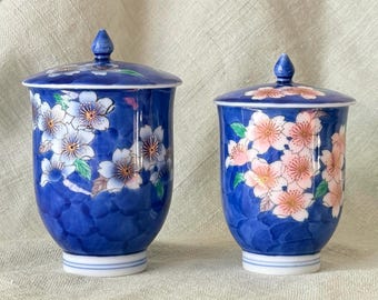 Japanese Fukagawa Meoto Yunomi Tea Cups Handpainted Married Couple Set of 2 Lidded Teacups Japanese Wedding Gift Sakura Flower Design PC4967