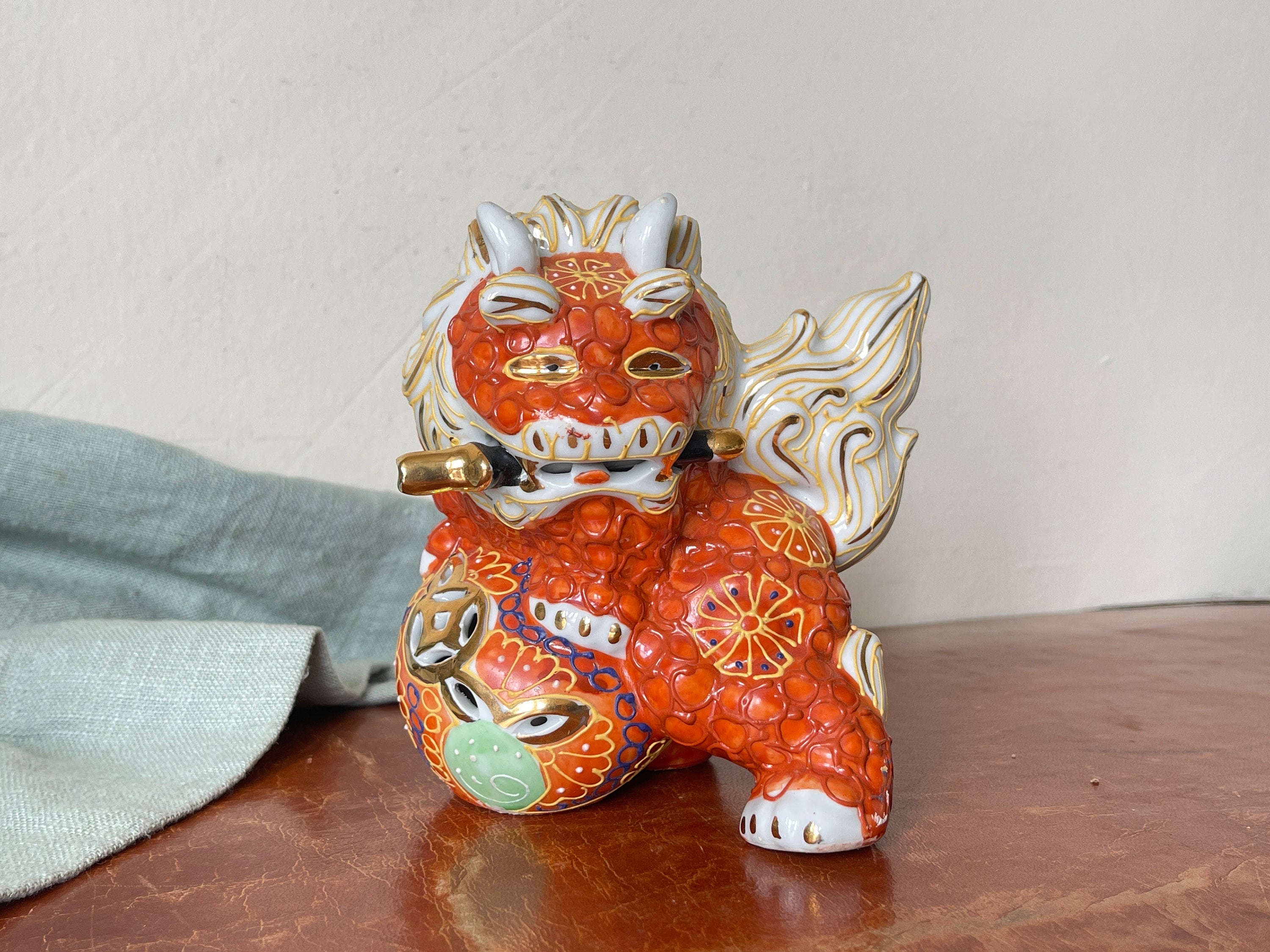Vintage Satsuma Foo Lion Figure Shisa Dog Foo Dog Decoration