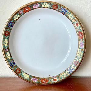Chinese Mille Fleurs Porcelain Bowl Trinket Dish Hand Painted Enamel and Gilded Rimmed Shallow Bowl PC3265