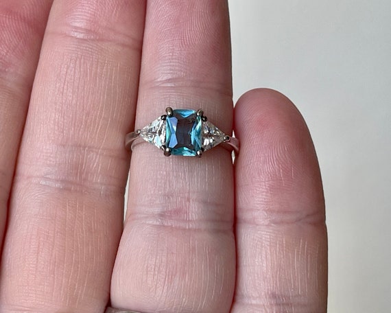 Emerald Cut Blue Topaz Ring Size 7.75 Blue Topaz … - image 7