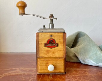 Manual Coffee Grinder Zassenhaus Havana Coffee Grinder In Polished