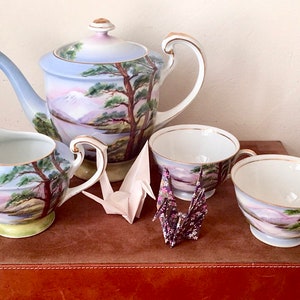 Hand Painted Nippon Teapot Creamer and Cups 5 Pieces 1930’s Mt Fuji Landscape Made in Japan Paintings on Porcelain PC106
