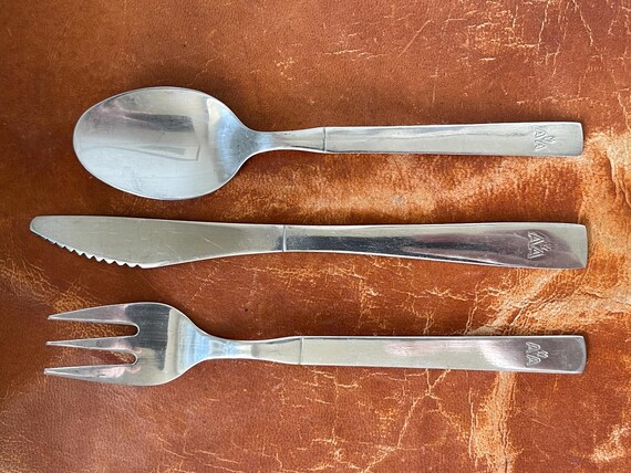 海外　国内　機内食カトラリー　アメリカ軍　24本　航空会社　ヴィンテージ　レア Vintage American Airlines Silverware First Class Place Setting Set