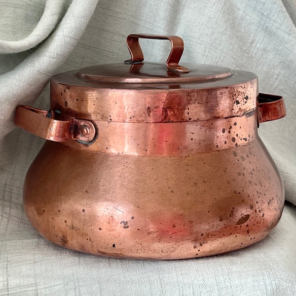 Vintage Copper Pot with Lid and Dovetail Seams Tin Lined Hand Forged Hammered Copper Cooking Vessel SI1460