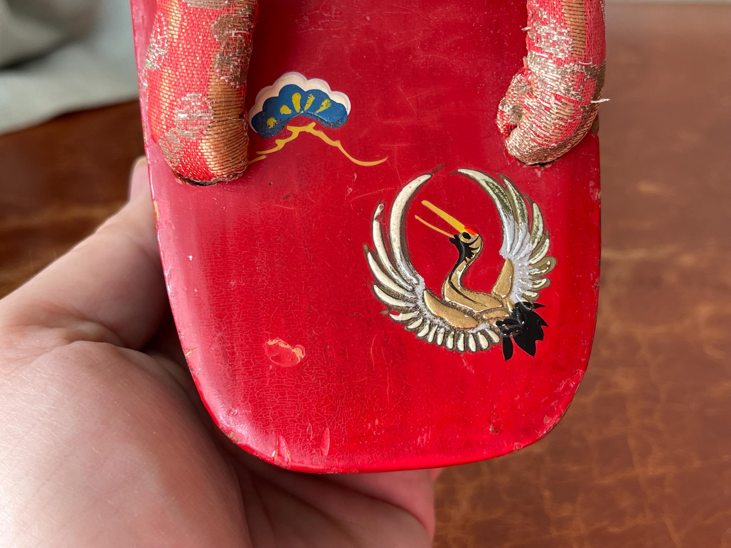 Japanese Lacquer Maiko Geisha Shoes Red and Black Hand