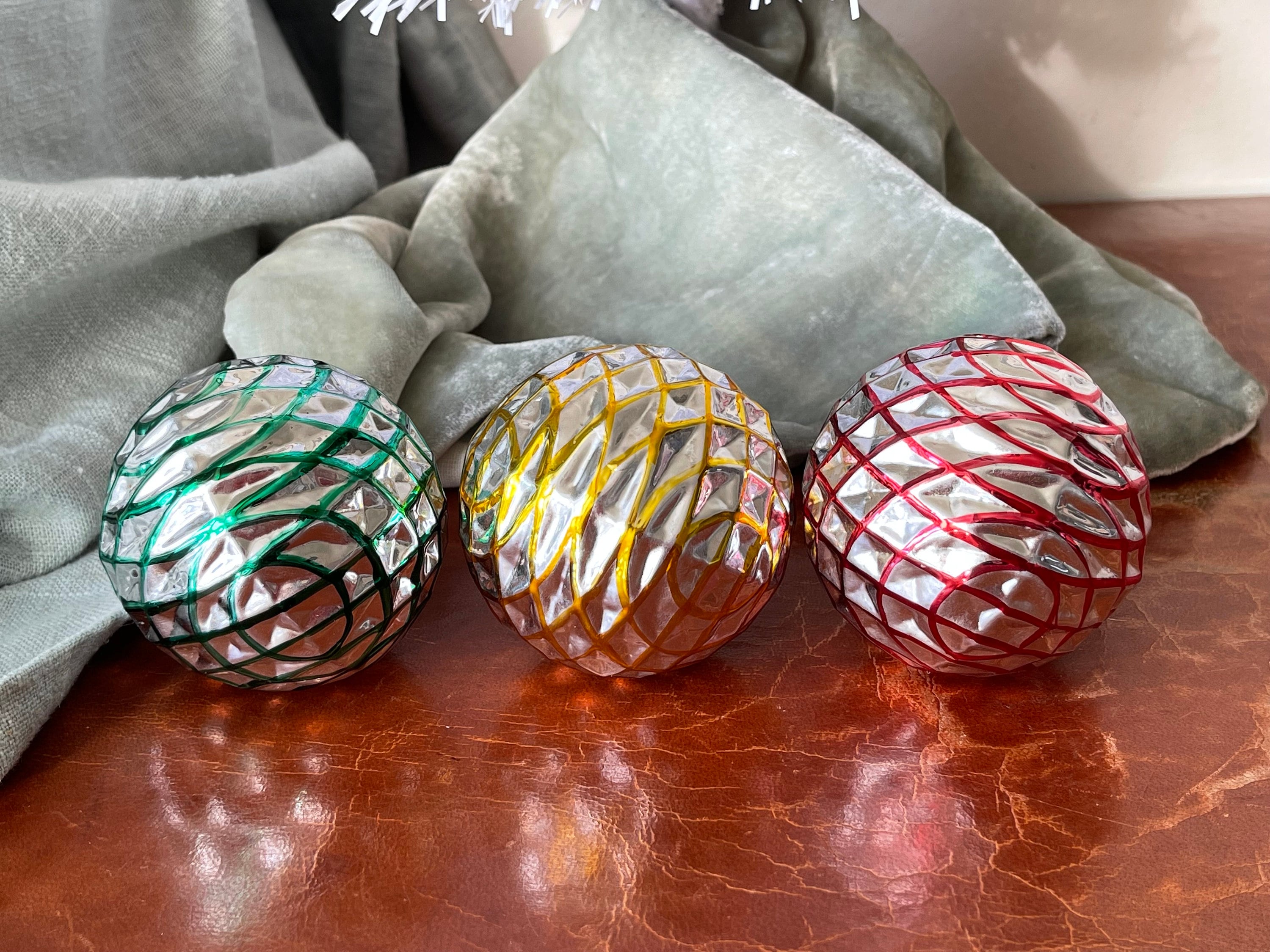 vintage ornament 蹄モチーフの オーナメント (c) vintage ❀ 蹄 